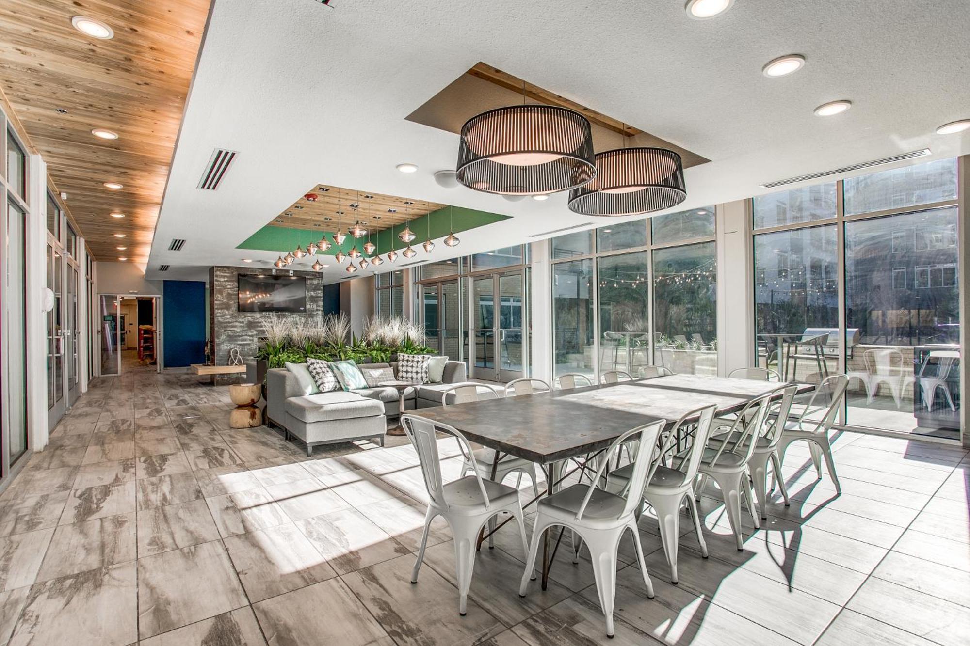 Lush Downtown Condo On Riverwalk W King Ste, Free Parking, Pet Friendly, Centrally Located On Riverwalk San Antonio Extérieur photo